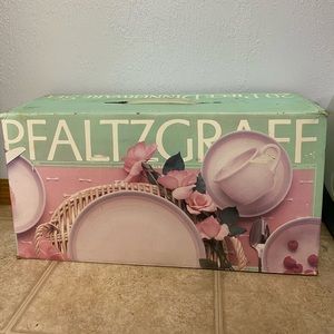 Pfaltzgragff 20 Piece Dinnerware set Aura (discontinued color)